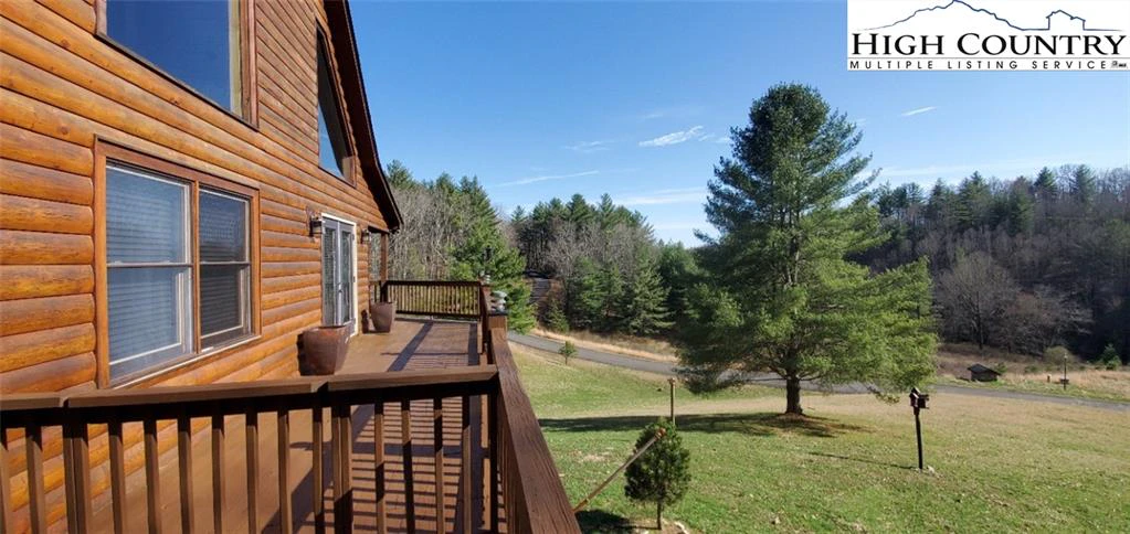 Image number 15 for the current listing