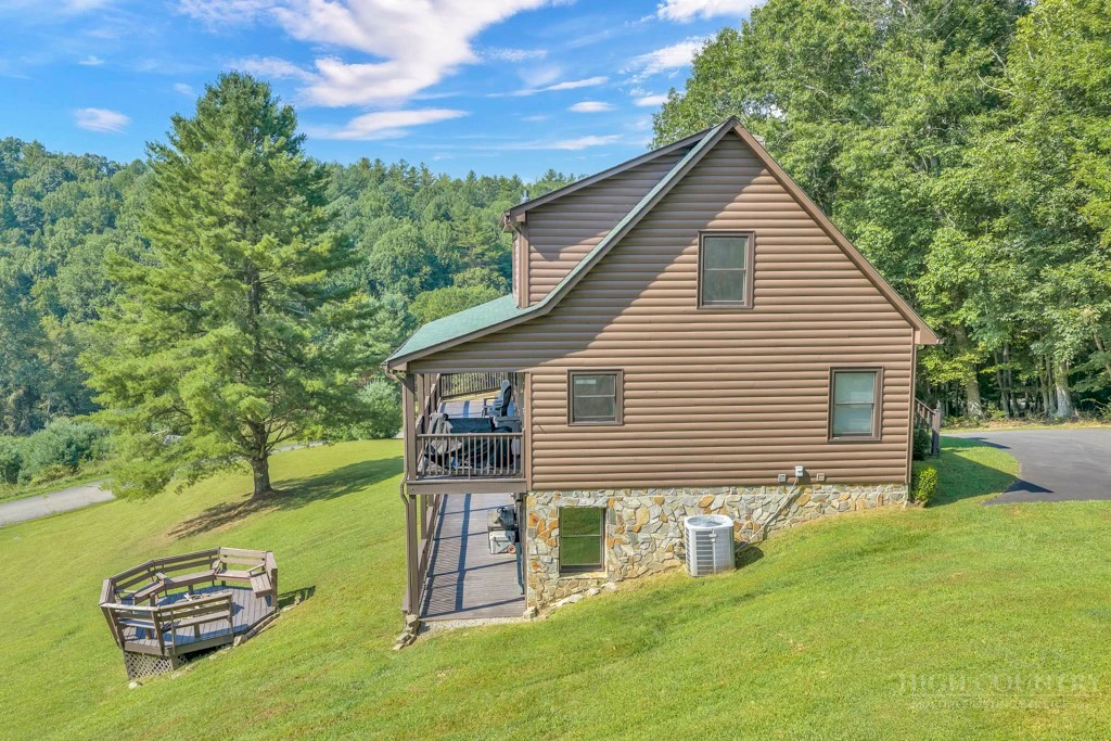 Image number 4 for the current listing
