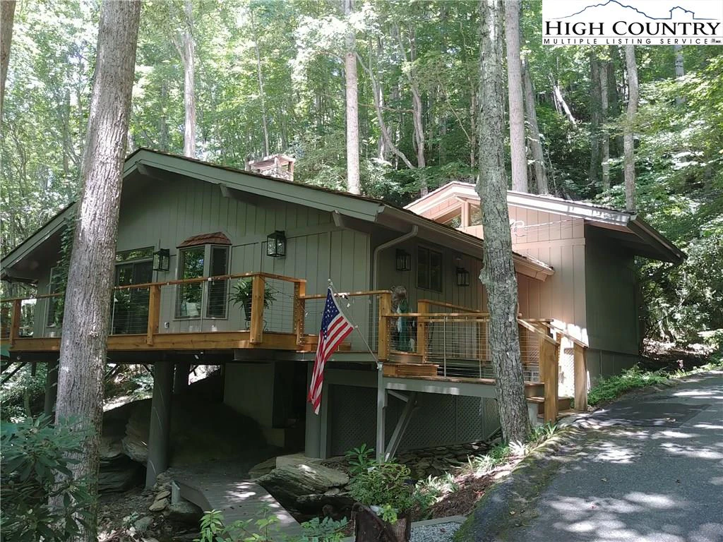 Image number 12 for the current listing