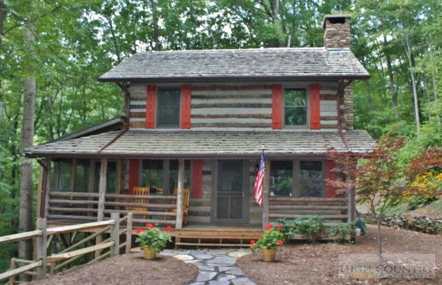 Image number 1 for the current listing
