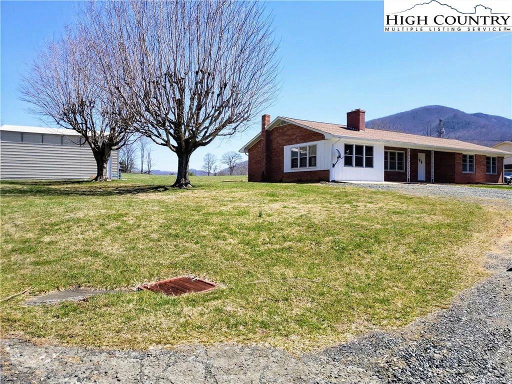 Image number 15 for the current listing