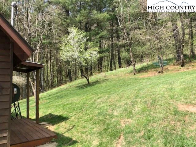 Image number 19 for the current listing