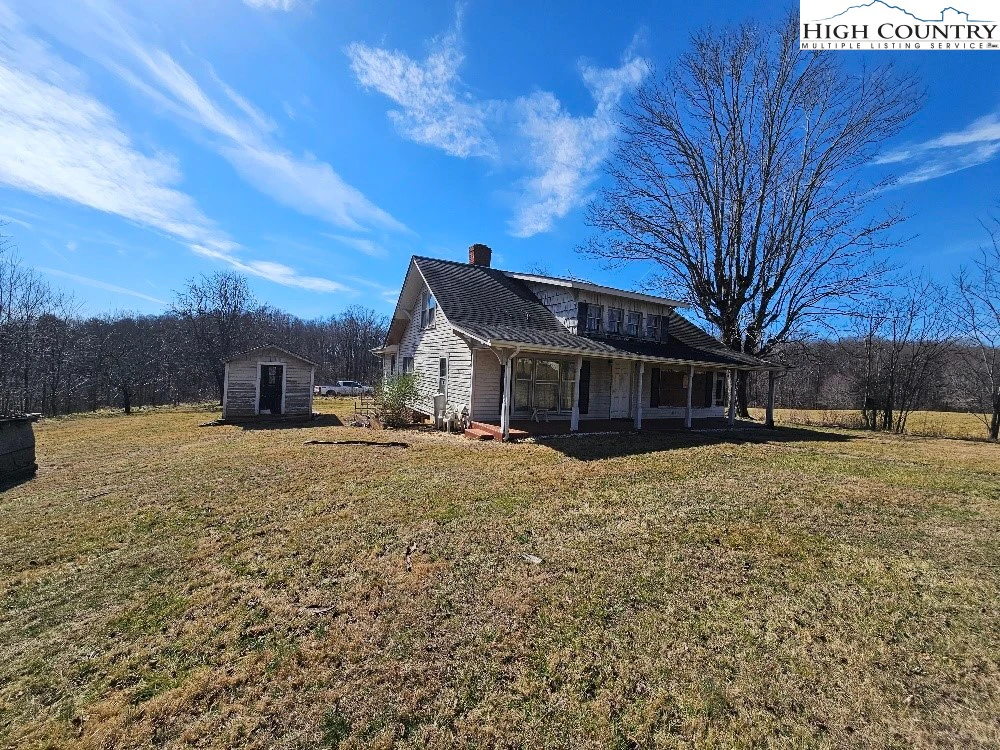 Image number 9 for the current listing
