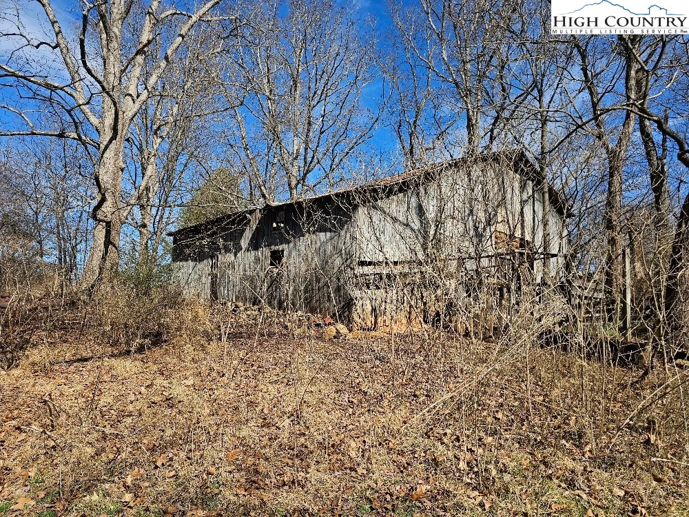 Image number 4 for the current listing