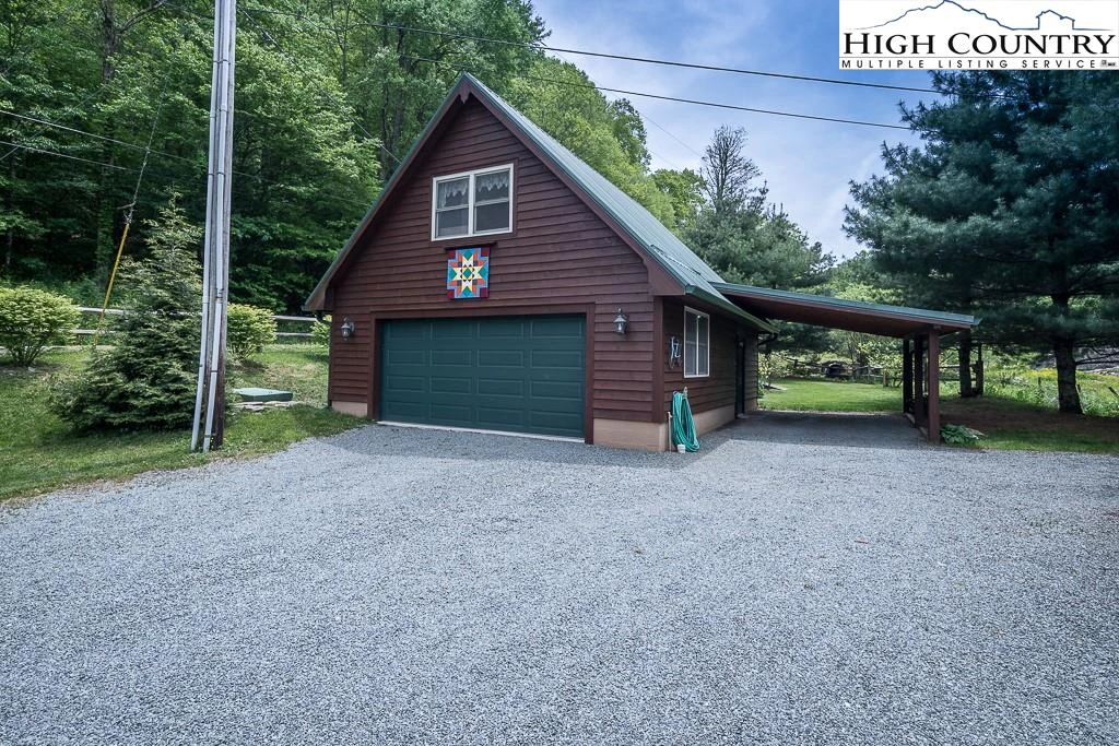Image number 20 for the current listing