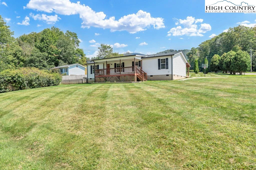 Image number 14 for the current listing