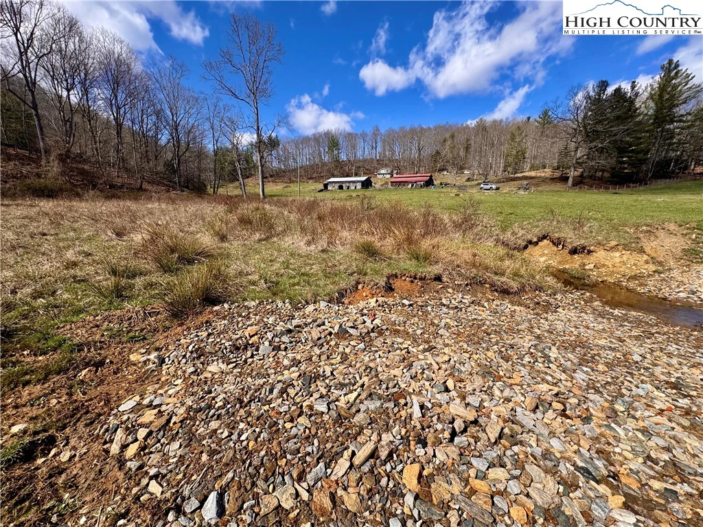 Image number 9 for the current listing