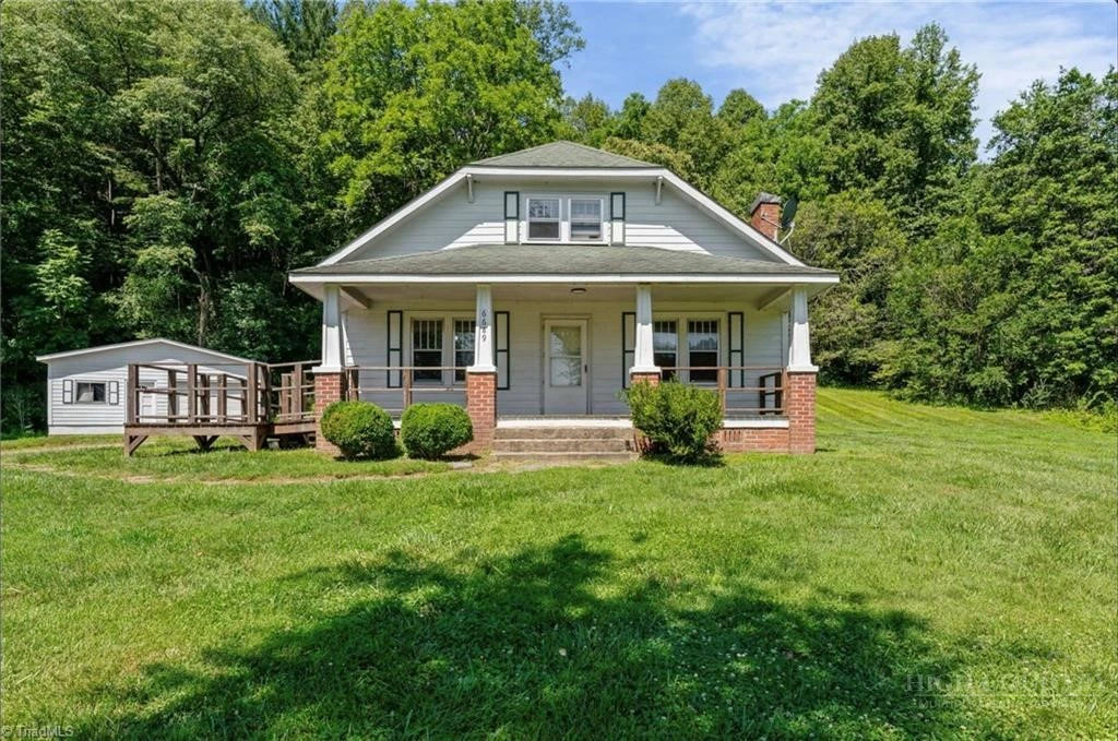 Image number 5 for the current listing