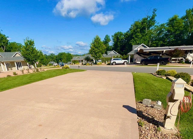 Image number 7 for the current listing