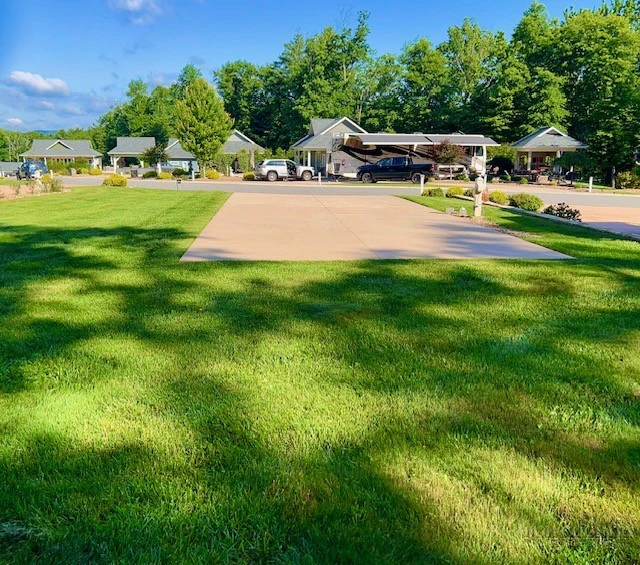Image number 9 for the current listing