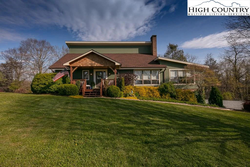 Image number 1 for the current listing