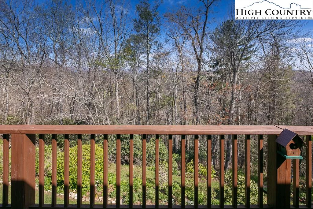 Image number 7 for the current listing