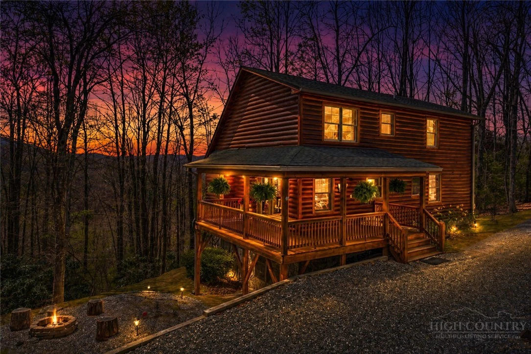 Image number 18 for the current listing