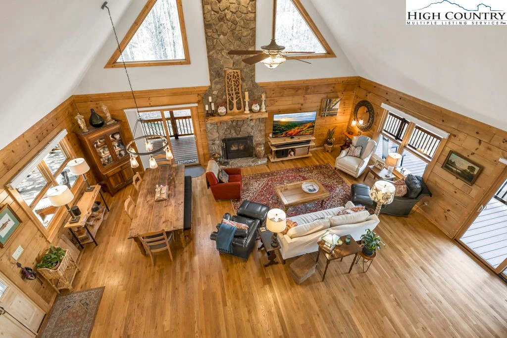 Image number 7 for the current listing