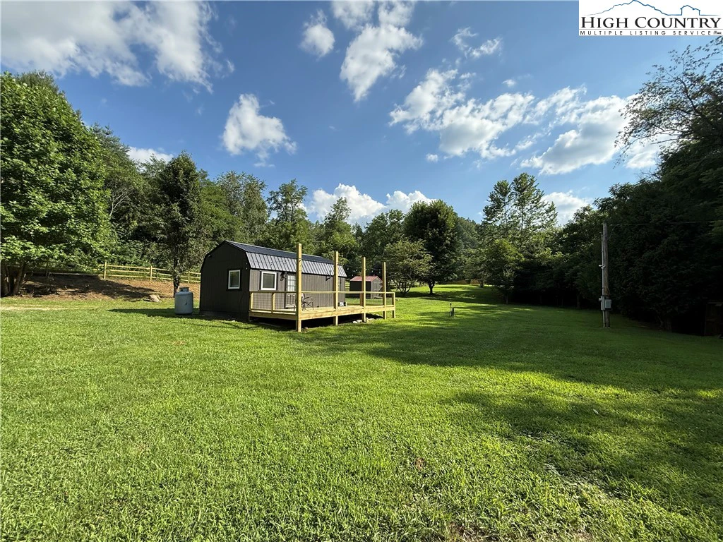 Image number 8 for the current listing