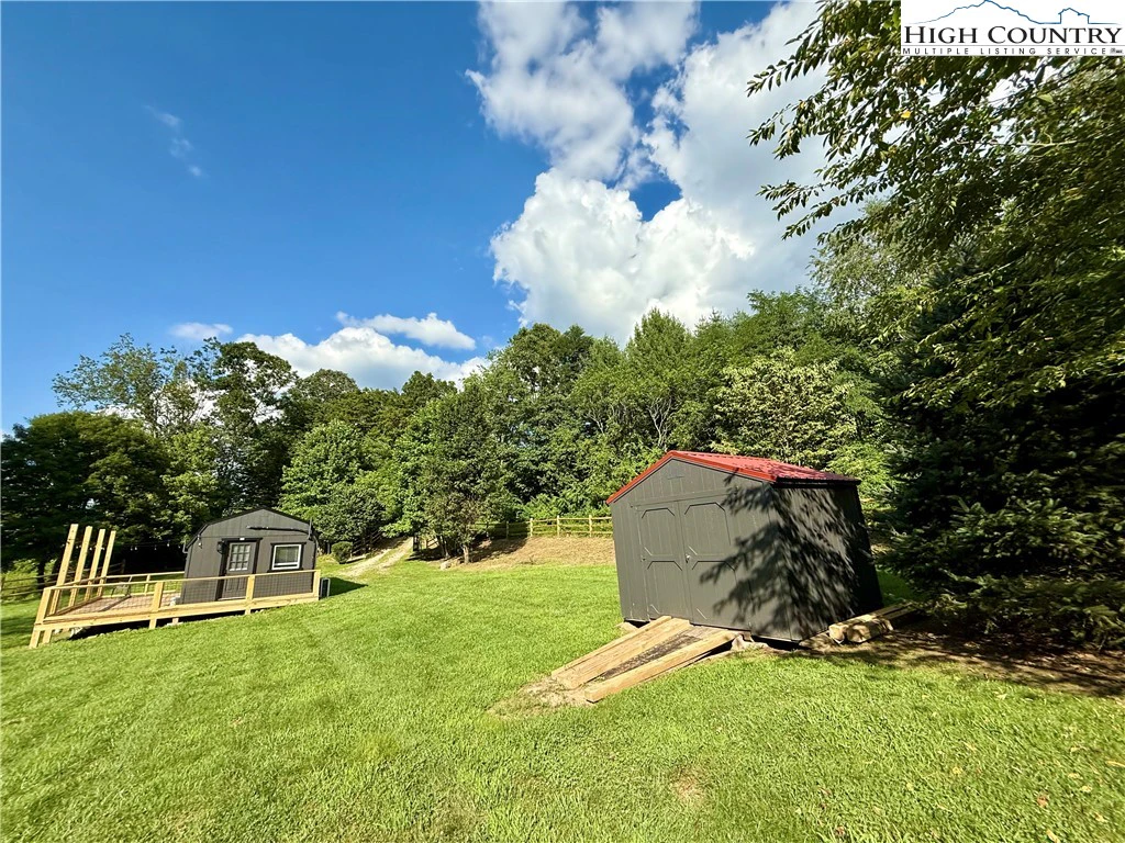 Image number 12 for the current listing