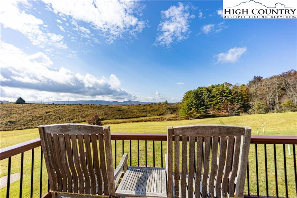 Image number 10 for the current listing