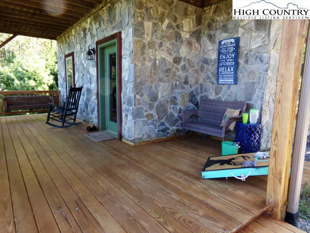 Image number 7 for the current listing