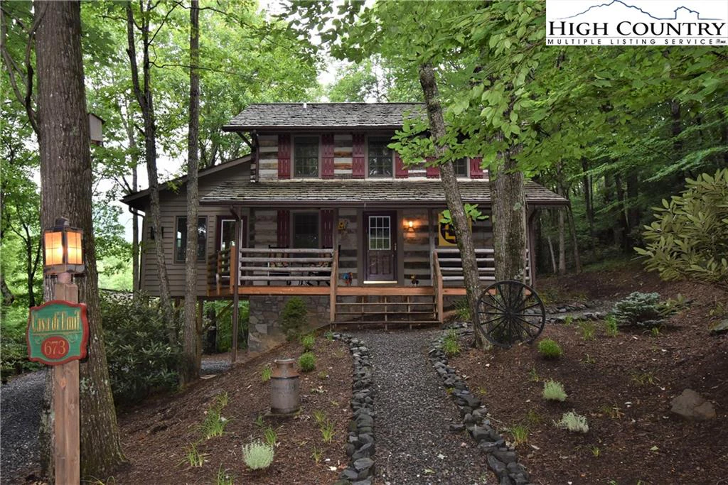 Image number 1 for the current listing