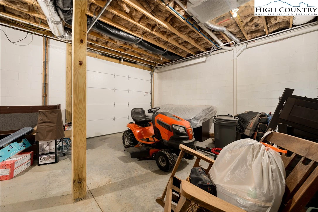 Image number 8 for the current listing