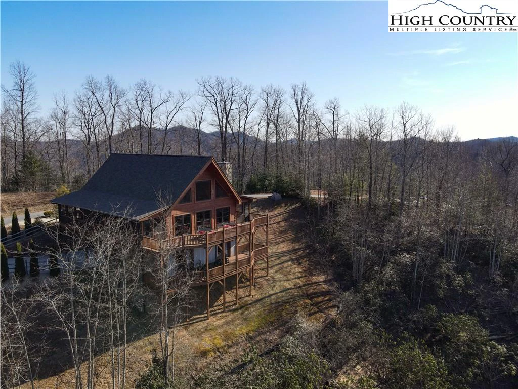 Image number 1 for the current listing