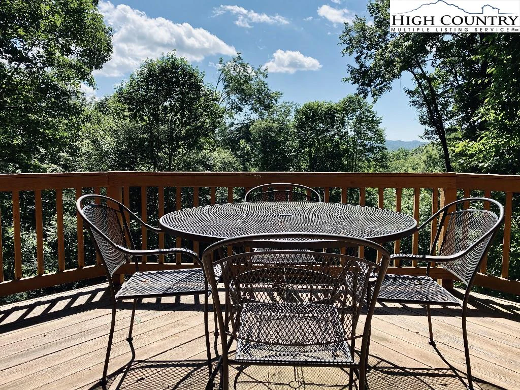 Image number 5 for the current listing