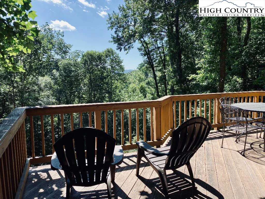 Image number 4 for the current listing