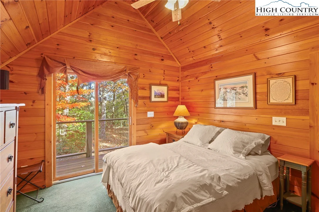 Image number 8 for the current listing