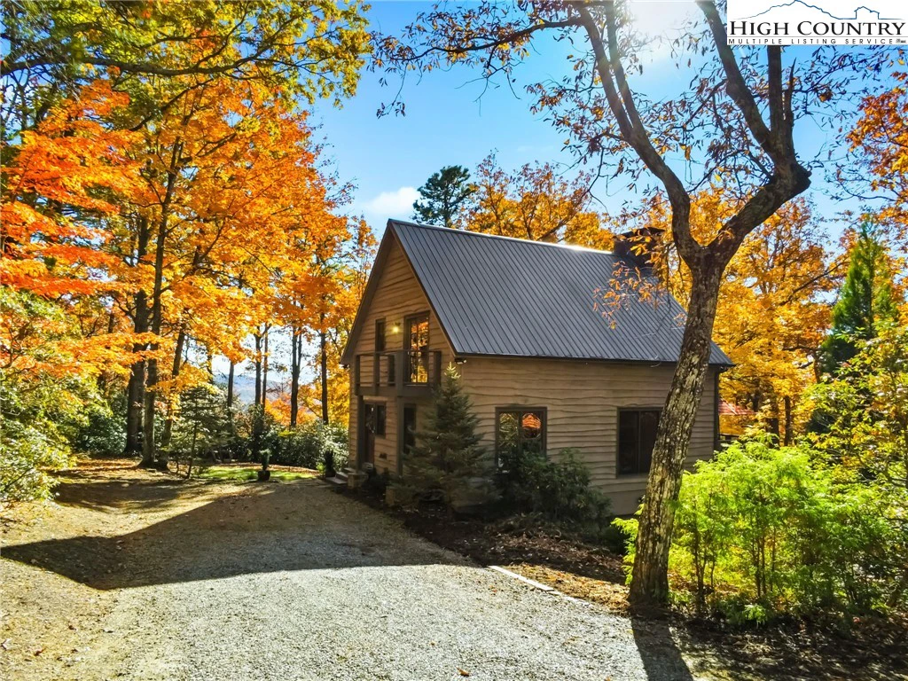 Image number 21 for the current listing