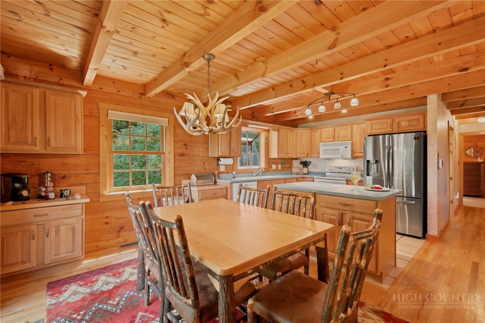 Image number 20 for the current listing