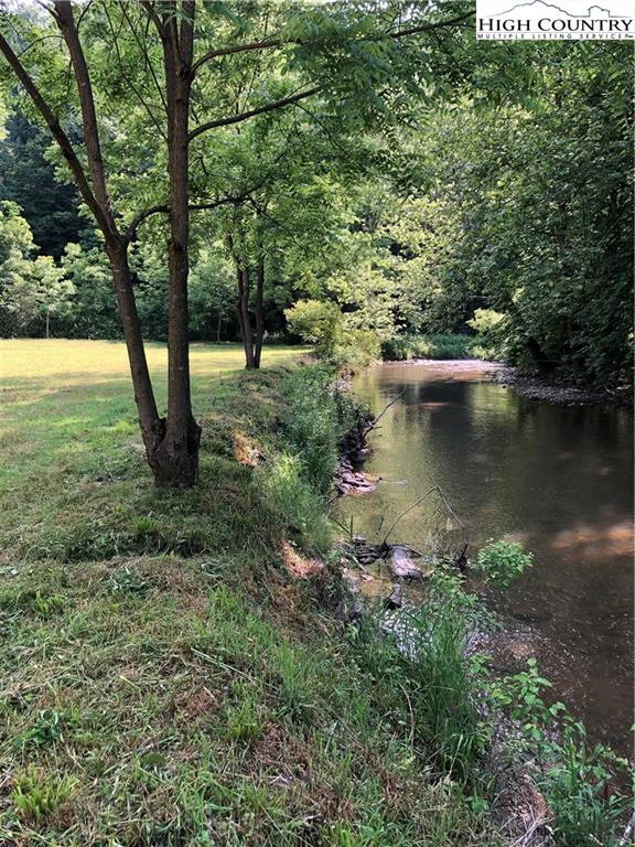 Image number 15 for the current listing