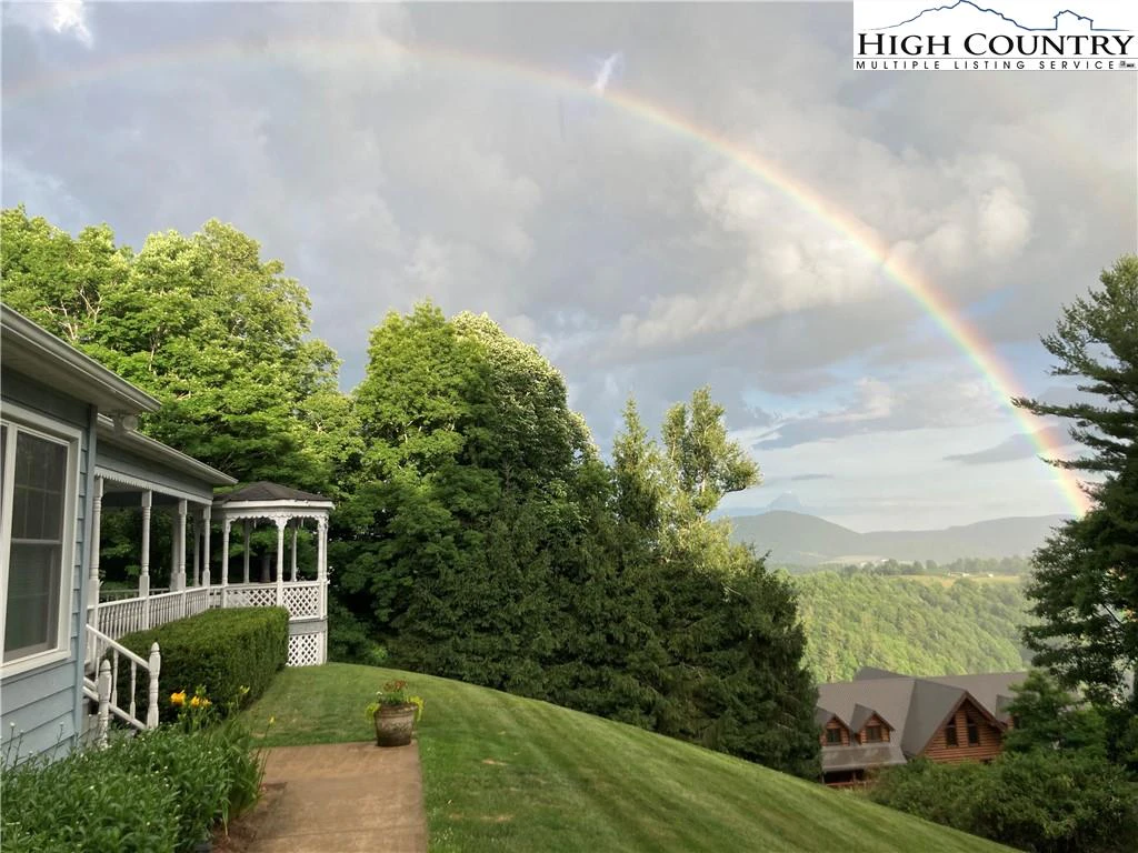 Image number 21 for the current listing