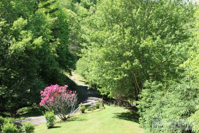 Image number 9 for the current listing