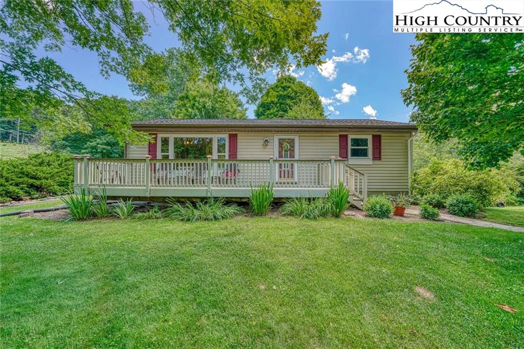 Image number 1 for the current listing