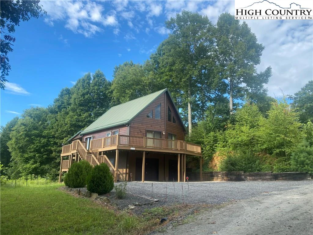 Image number 1 for the current listing