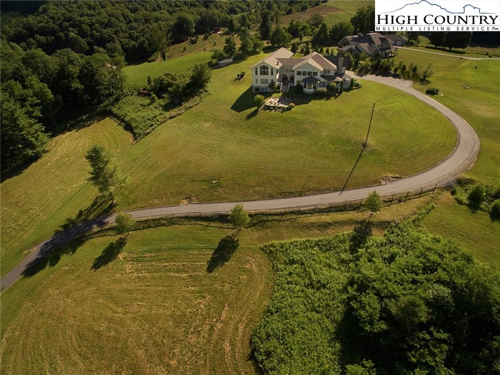 Image number 18 for the current listing