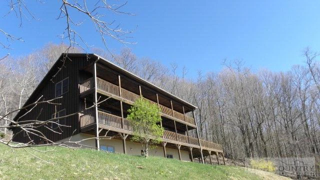 Image number 1 for the current listing