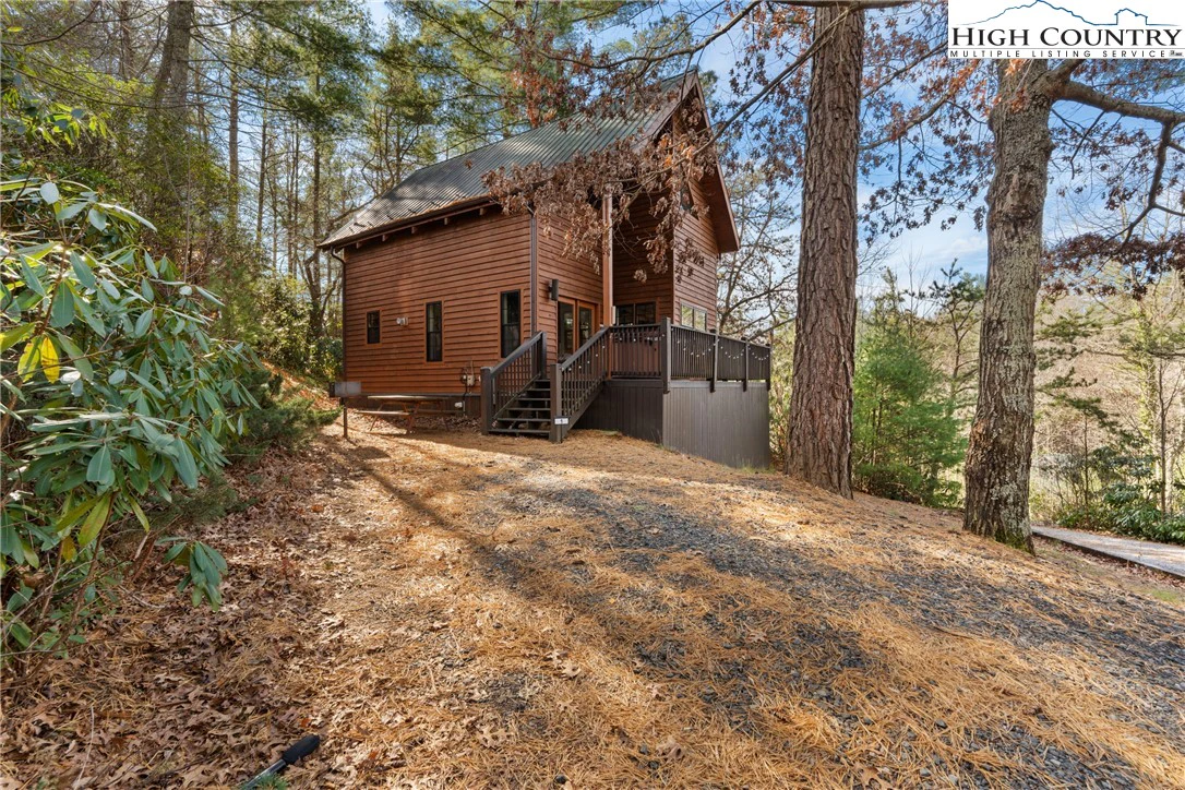 Image number 9 for the current listing