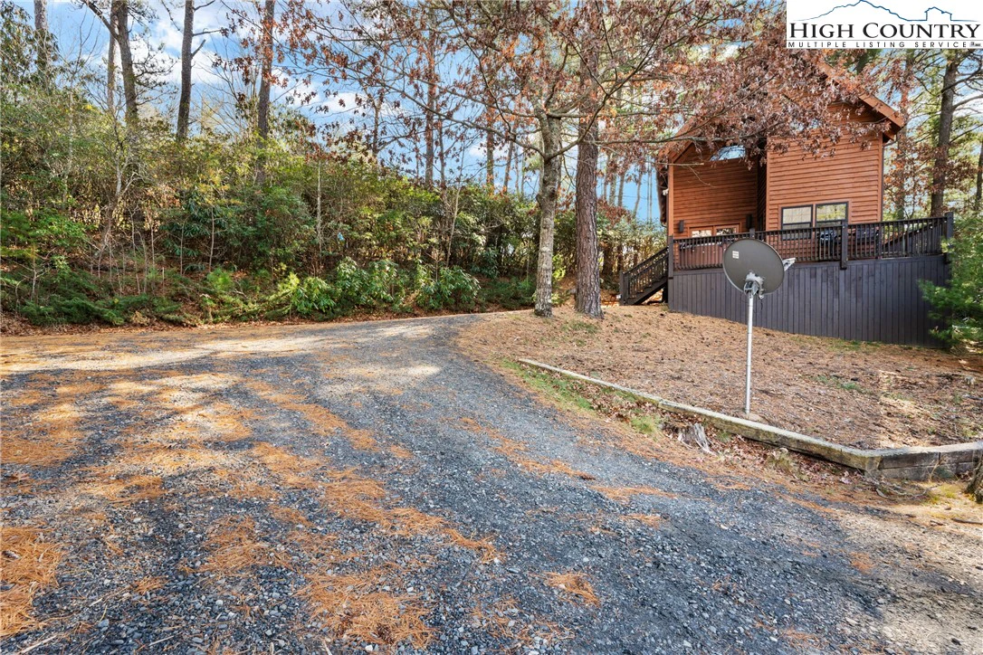 Image number 8 for the current listing