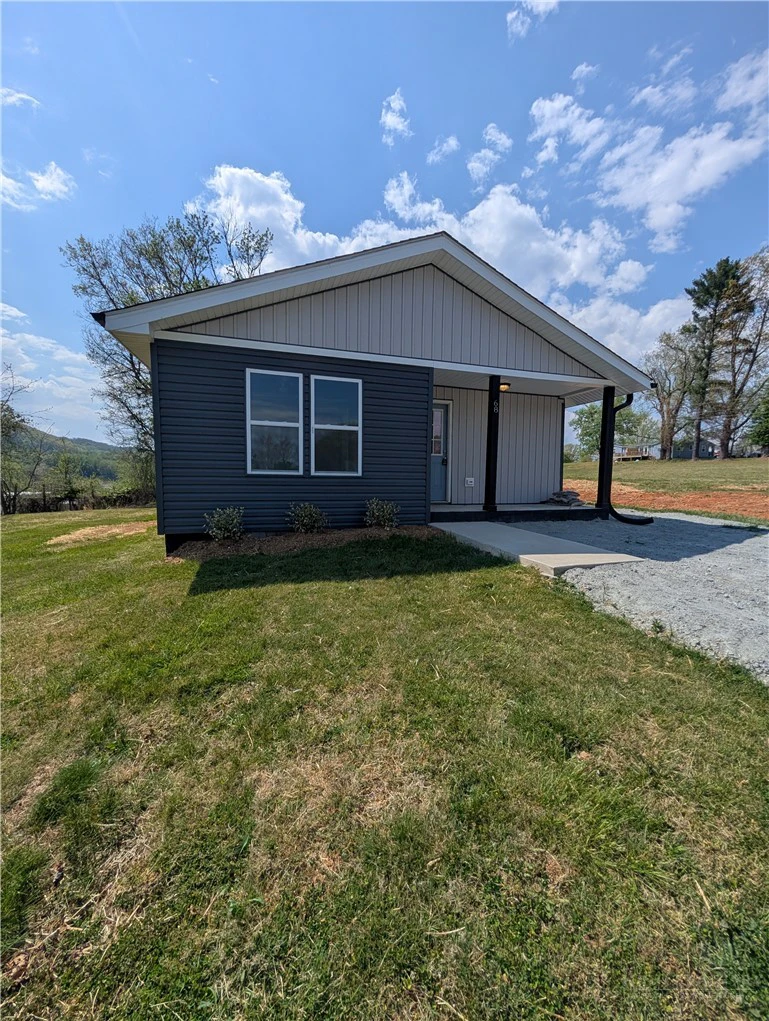 Image number 3 for the current listing