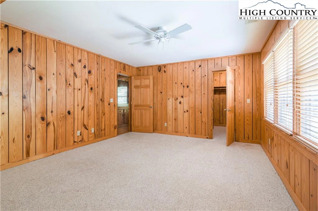 Image number 10 for the current listing