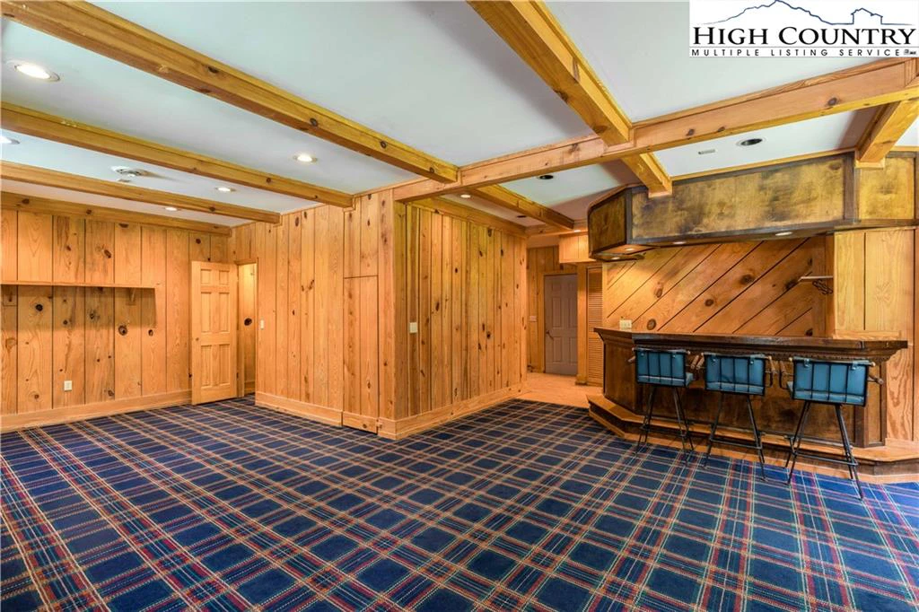 Image number 7 for the current listing