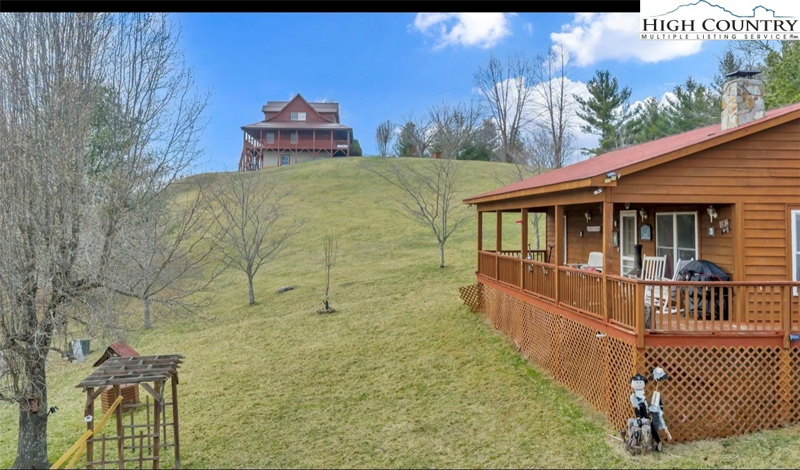 Image number 11 for the current listing