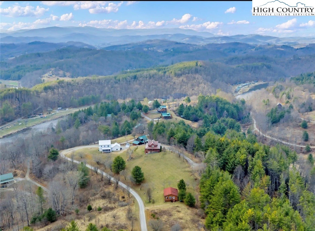 Image number 18 for the current listing