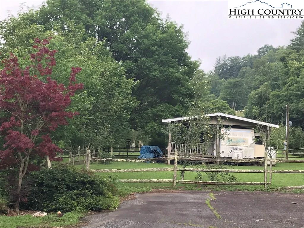 Image number 11 for the current listing