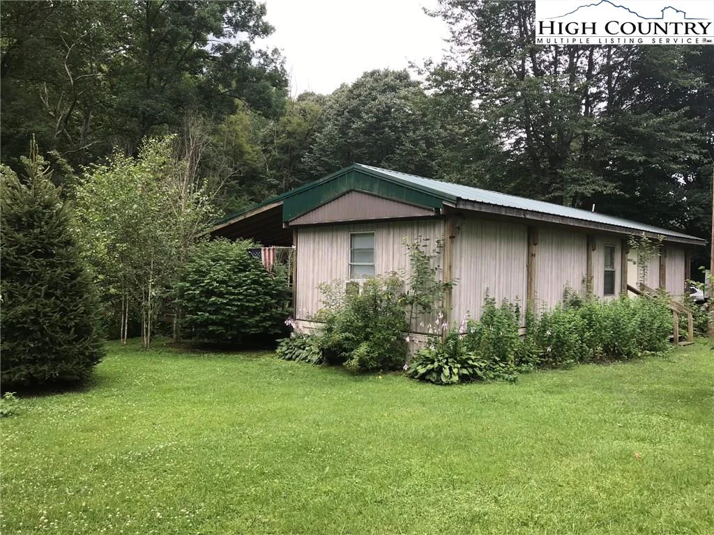 Image number 15 for the current listing