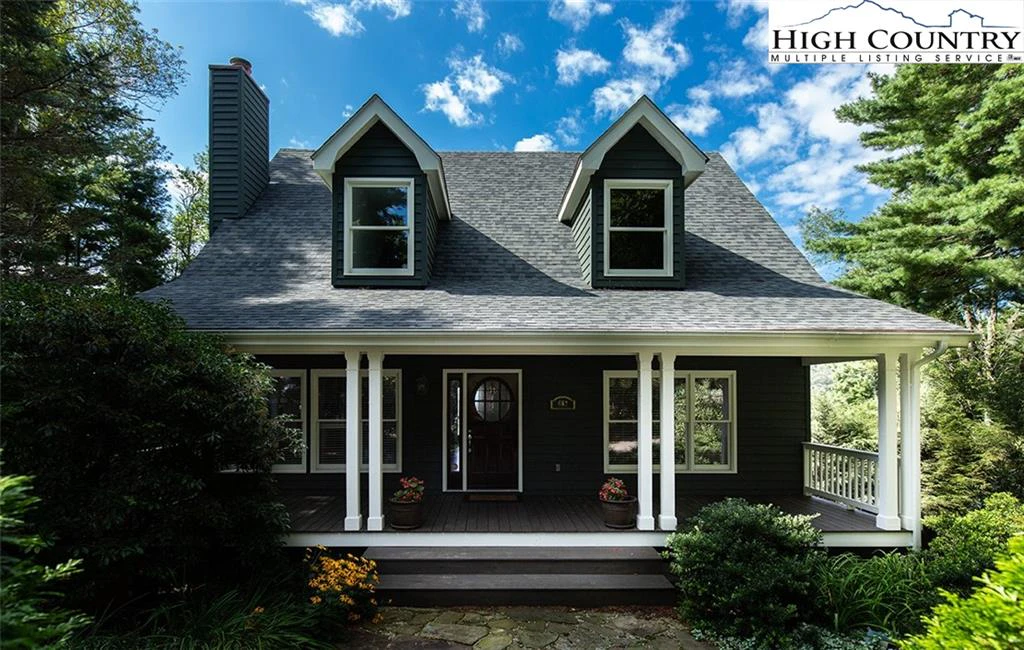 Image number 1 for the current listing