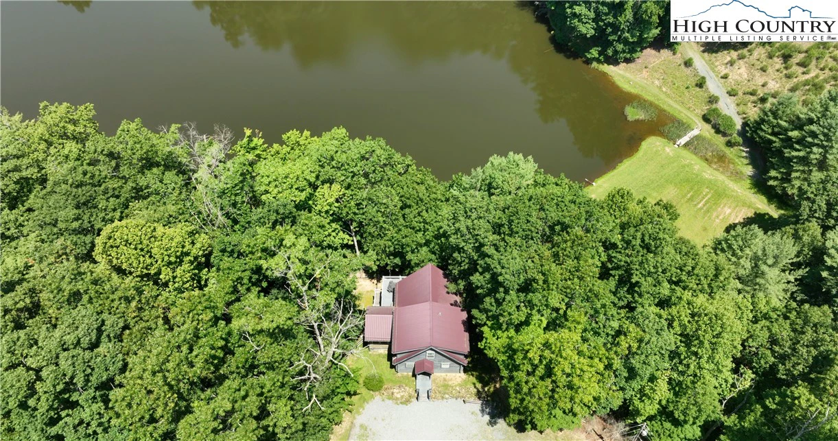 Image number 1 for the current listing