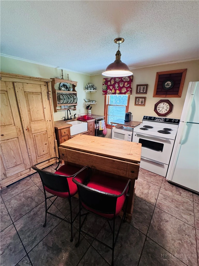 Image number 6 for the current listing
