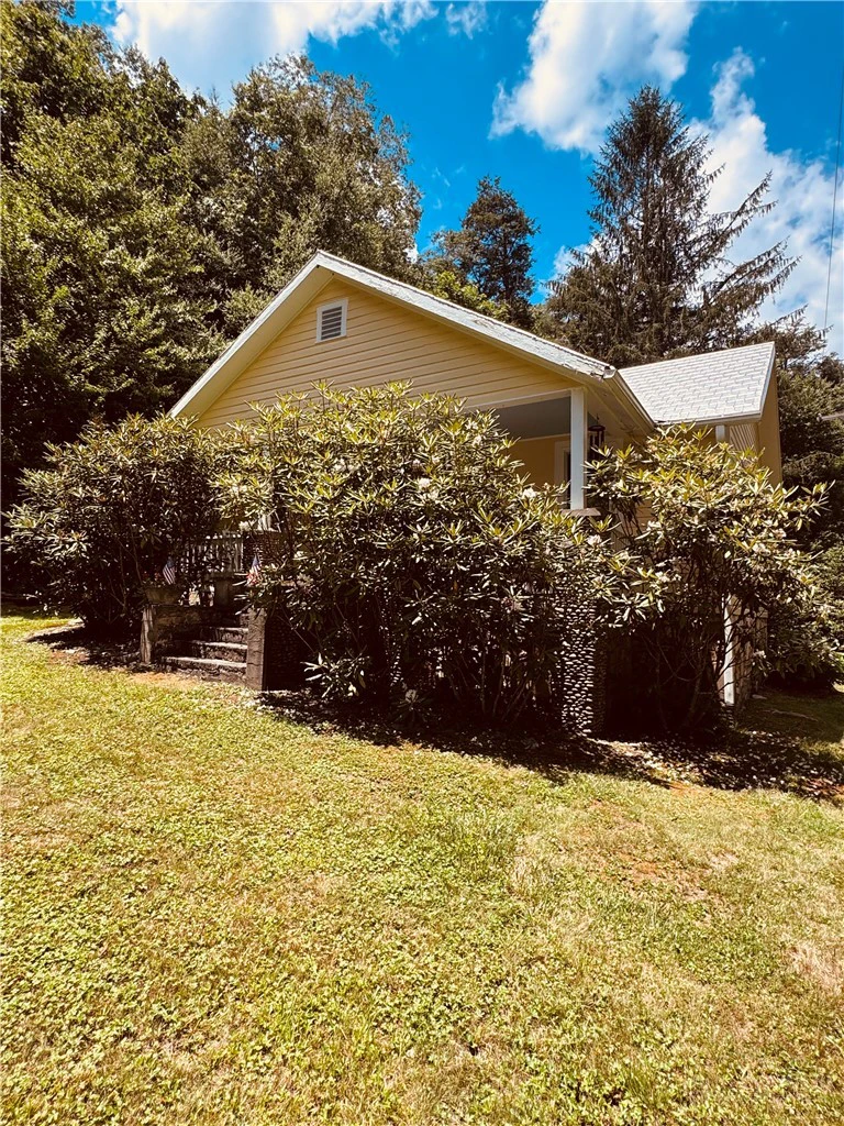 Image number 19 for the current listing